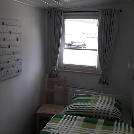 8 Holiday home Ahrbruck